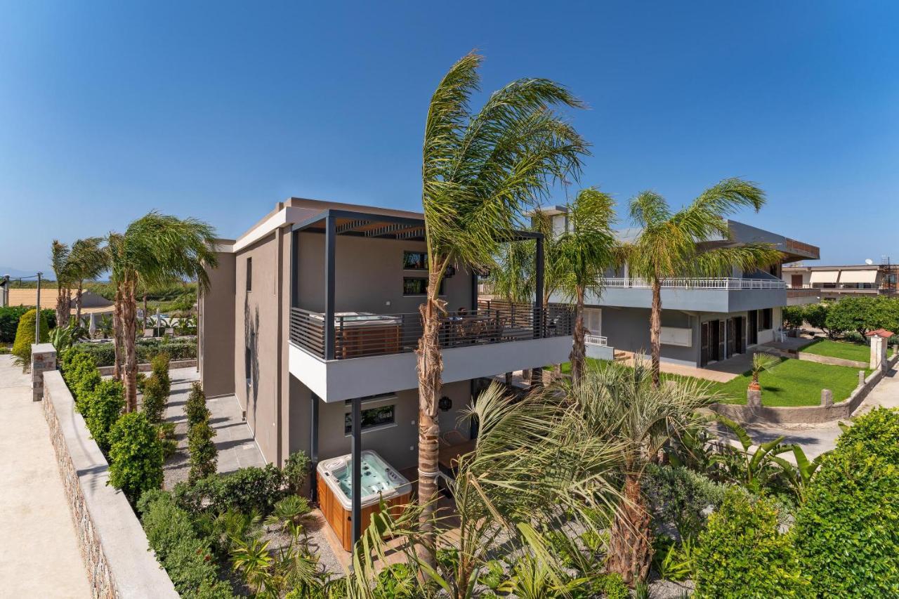 Palmeral Luxury Suites Kremastí Esterno foto